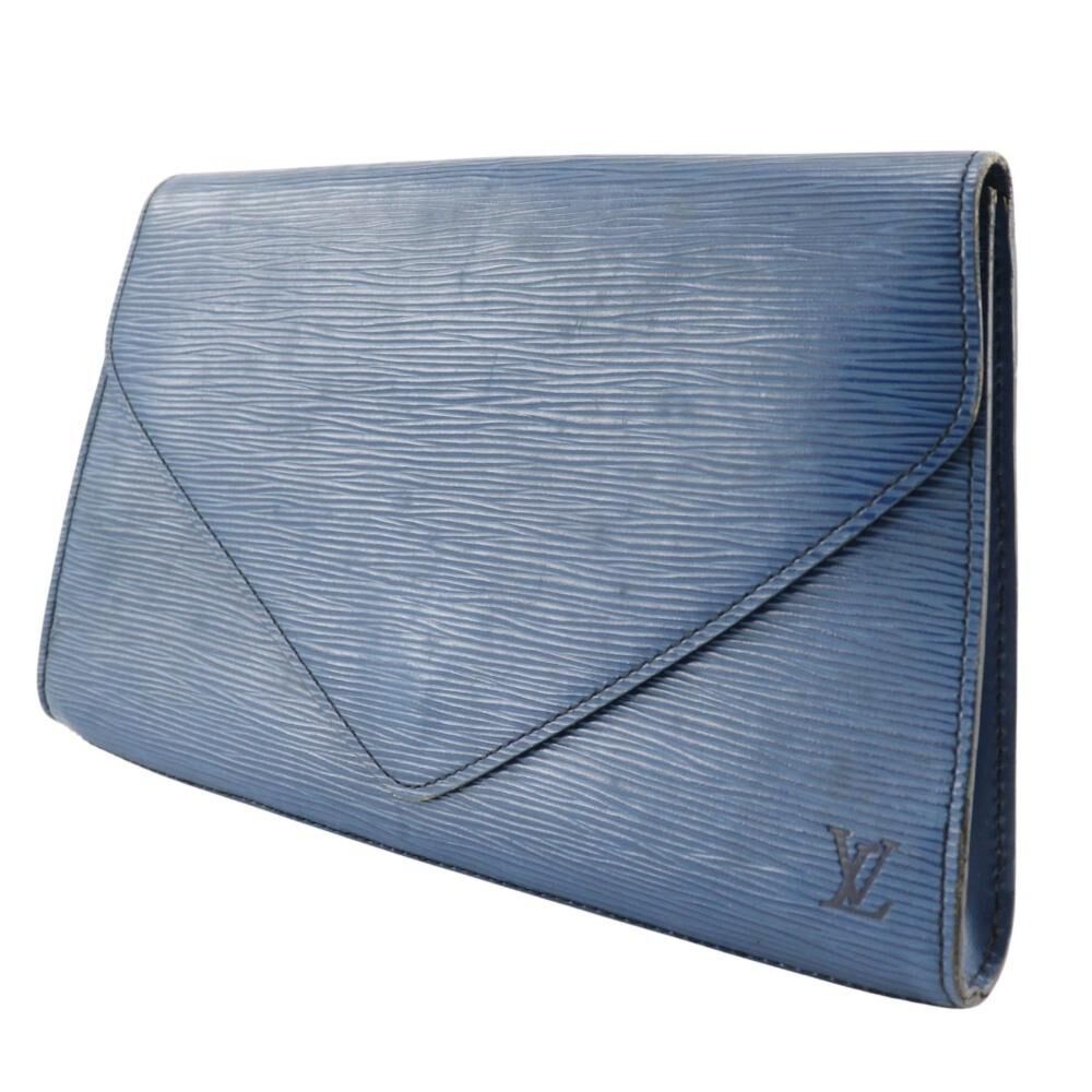 Louis Vuitton Clutch
