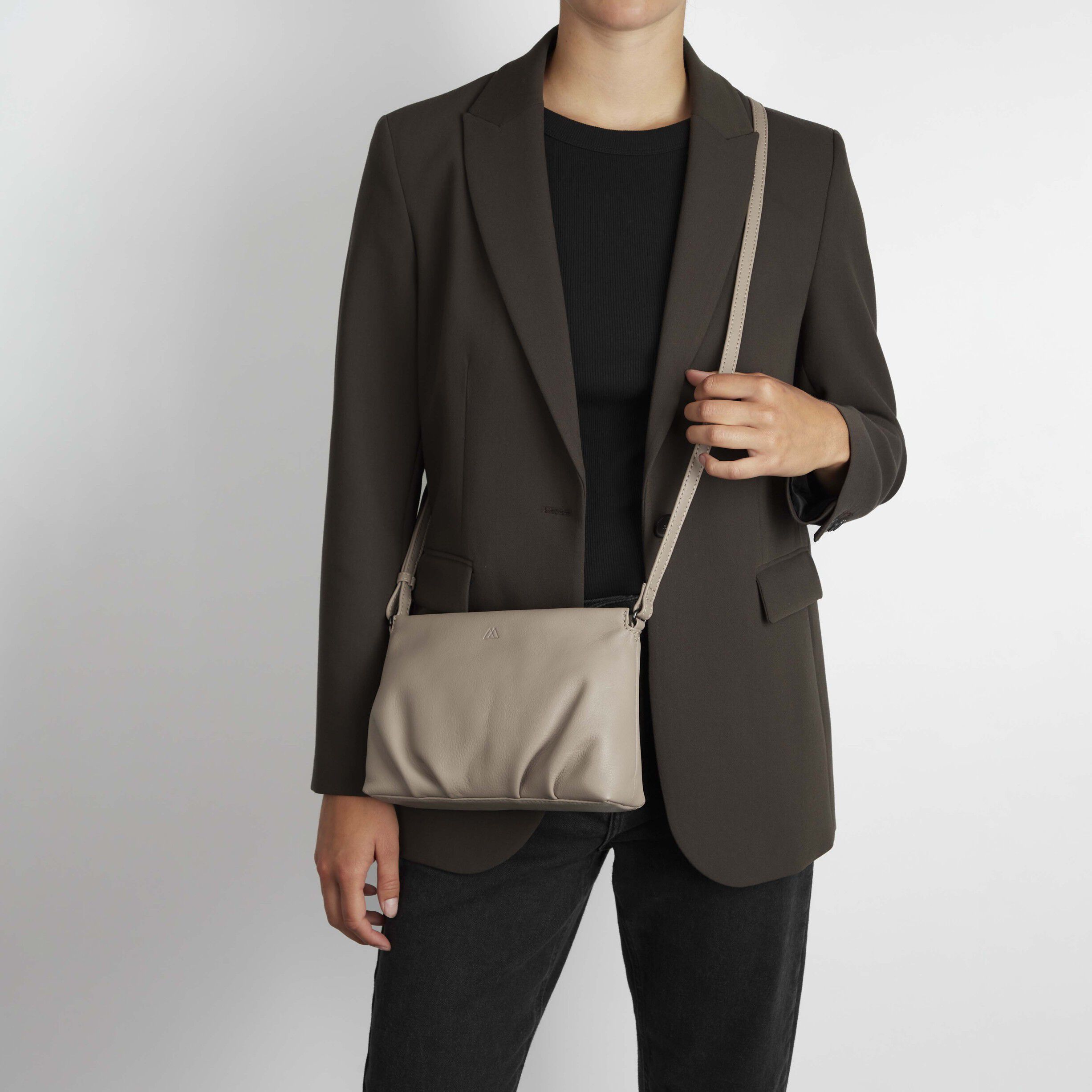 Allymbg Crossbody Bag