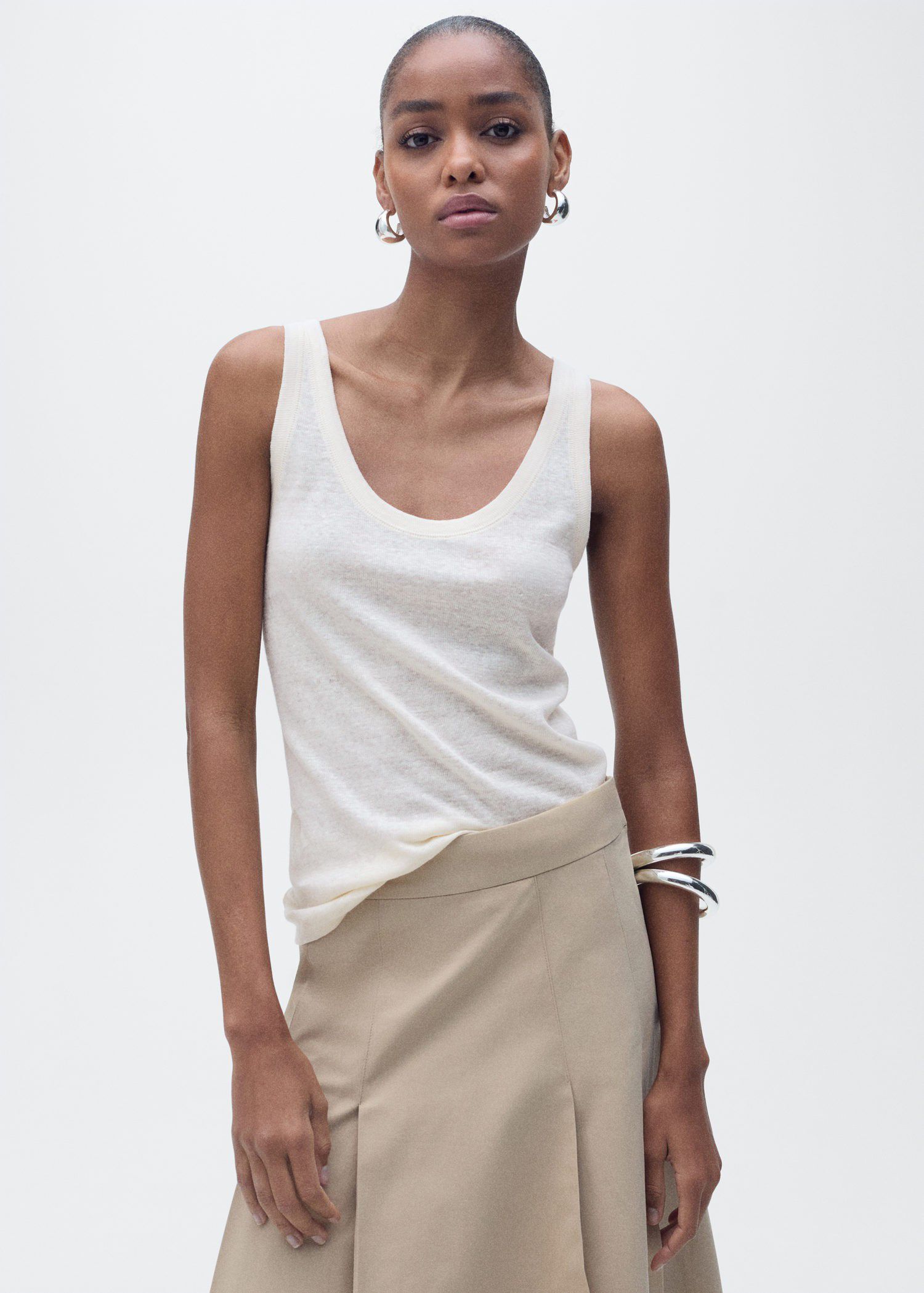 Strap linen top