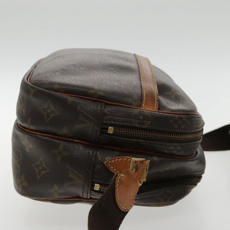 Louis Vuitton Reporter