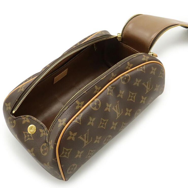 Louis Vuitton Pouch