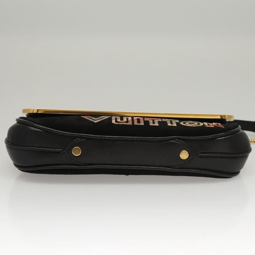 Louis Vuitton Shoulder Bags