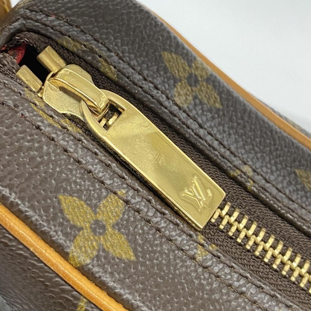 Louis Vuitton Croissant