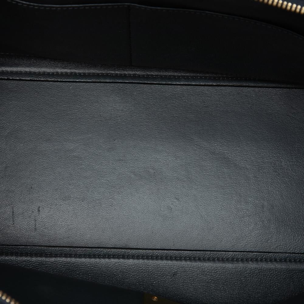 C&eacute;line Trapeze
