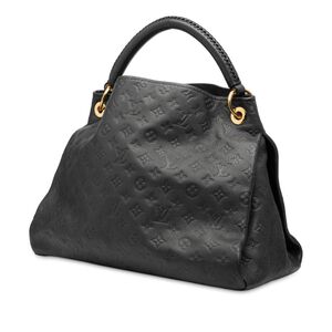 Louis Vuitton Artsy