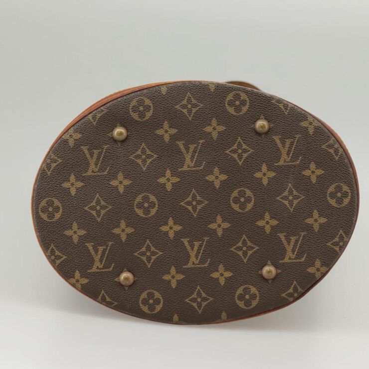 Louis Vuitton Shoulder Bags