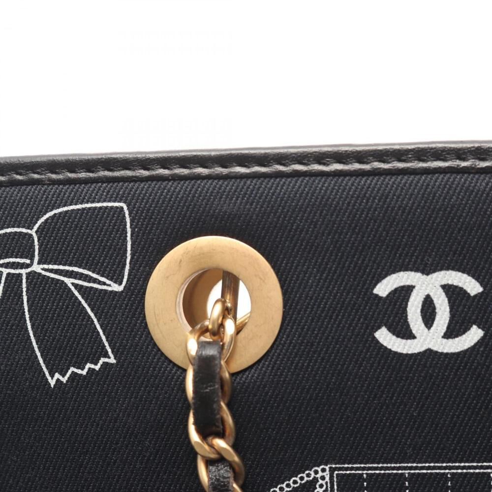 Chanel Tote