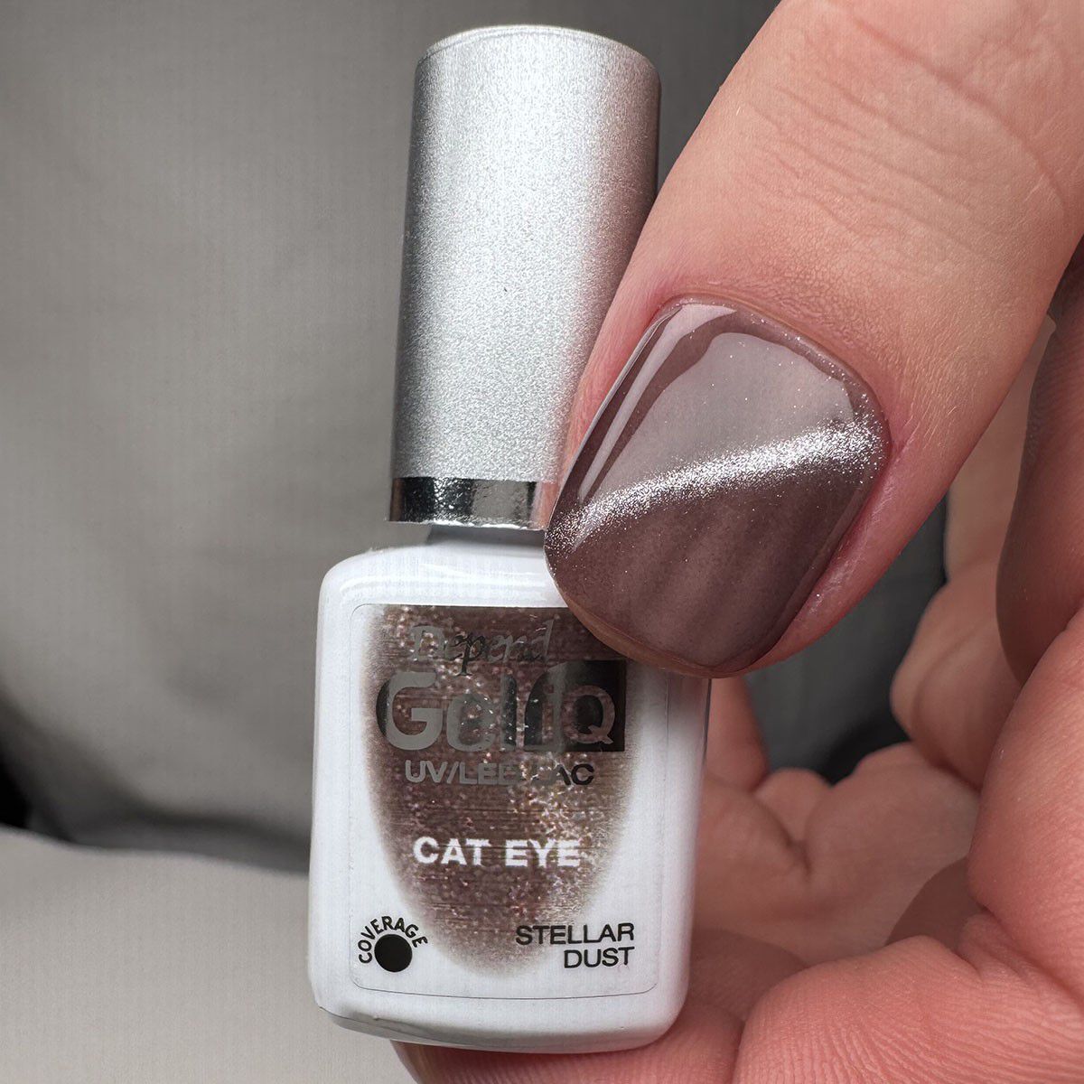 GeliQ Cat Eye Stellar Dust