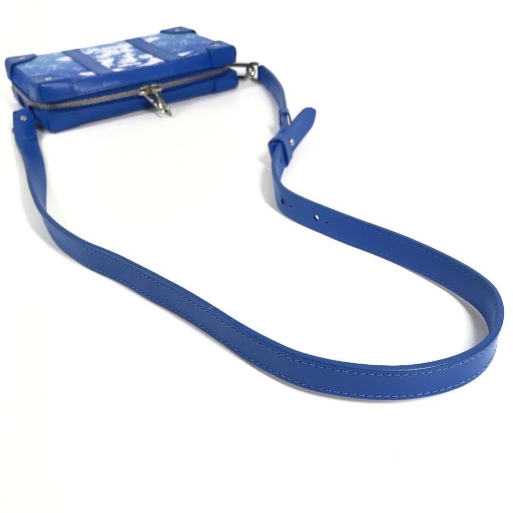 Louis Vuitton Clutch
