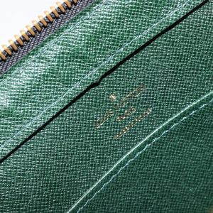 Louis Vuitton Baikal