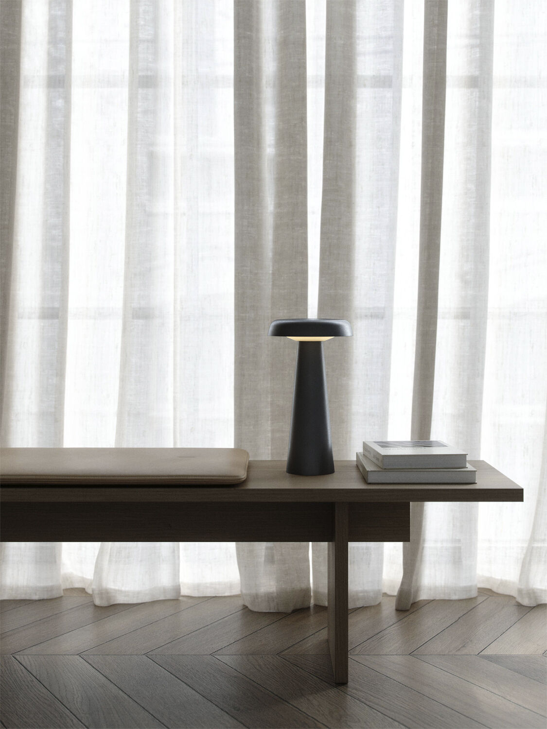 Arcello Table Lamp