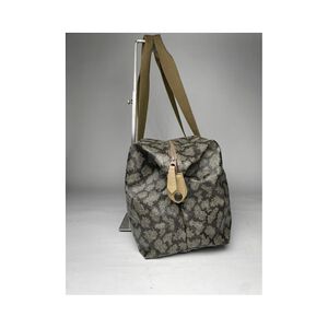 Yves Saint Laurent Shoulder Bag
