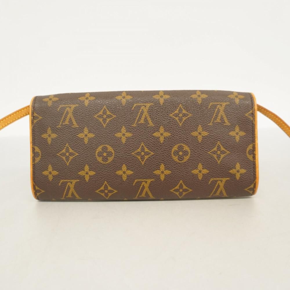 Louis Vuitton Shoulder Bags