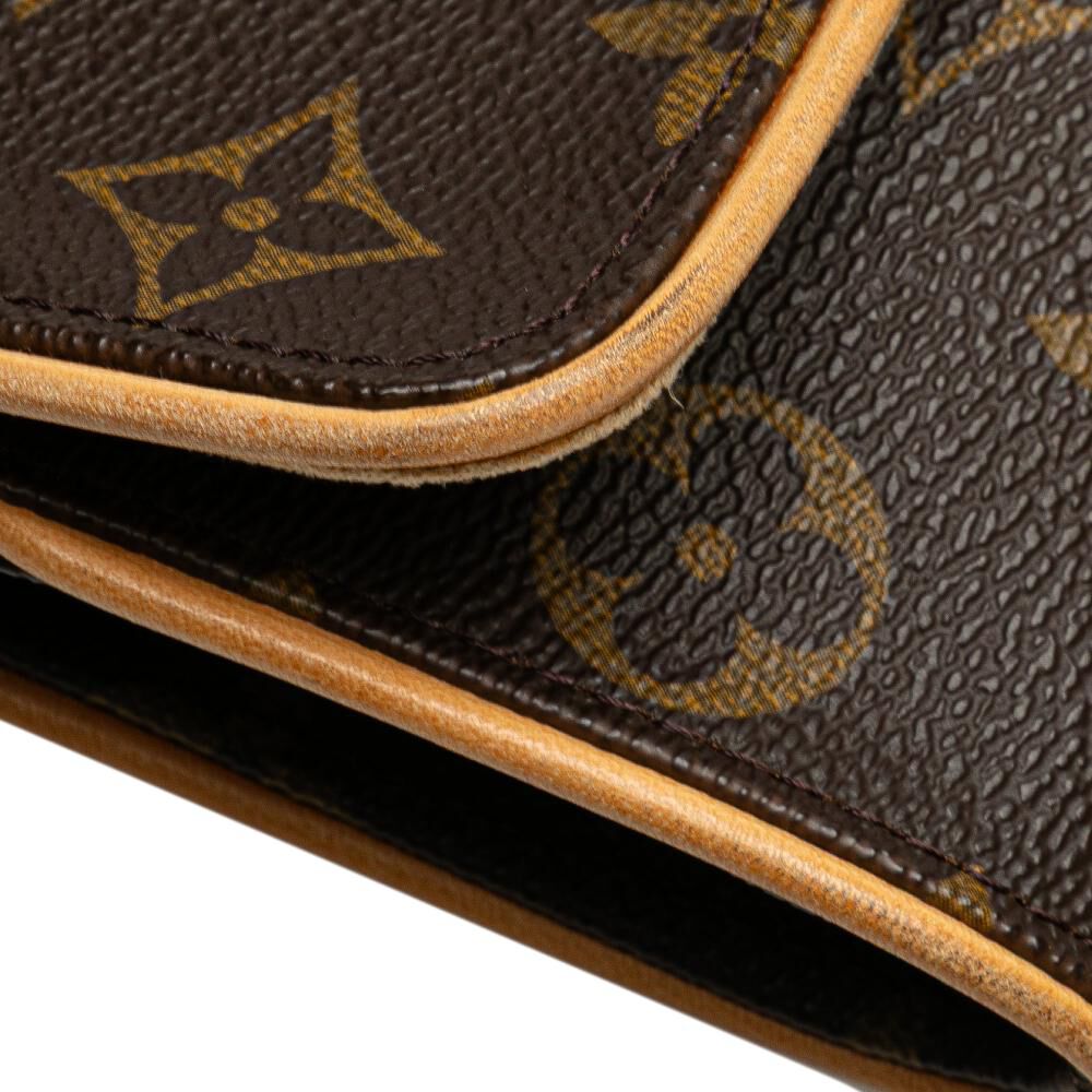 Louis Vuitton Twin Pochette