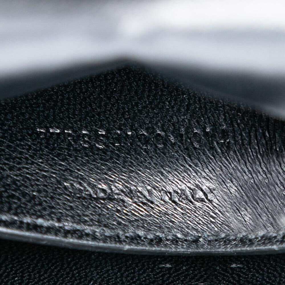 Yves Saint Laurent Shoulder Bag