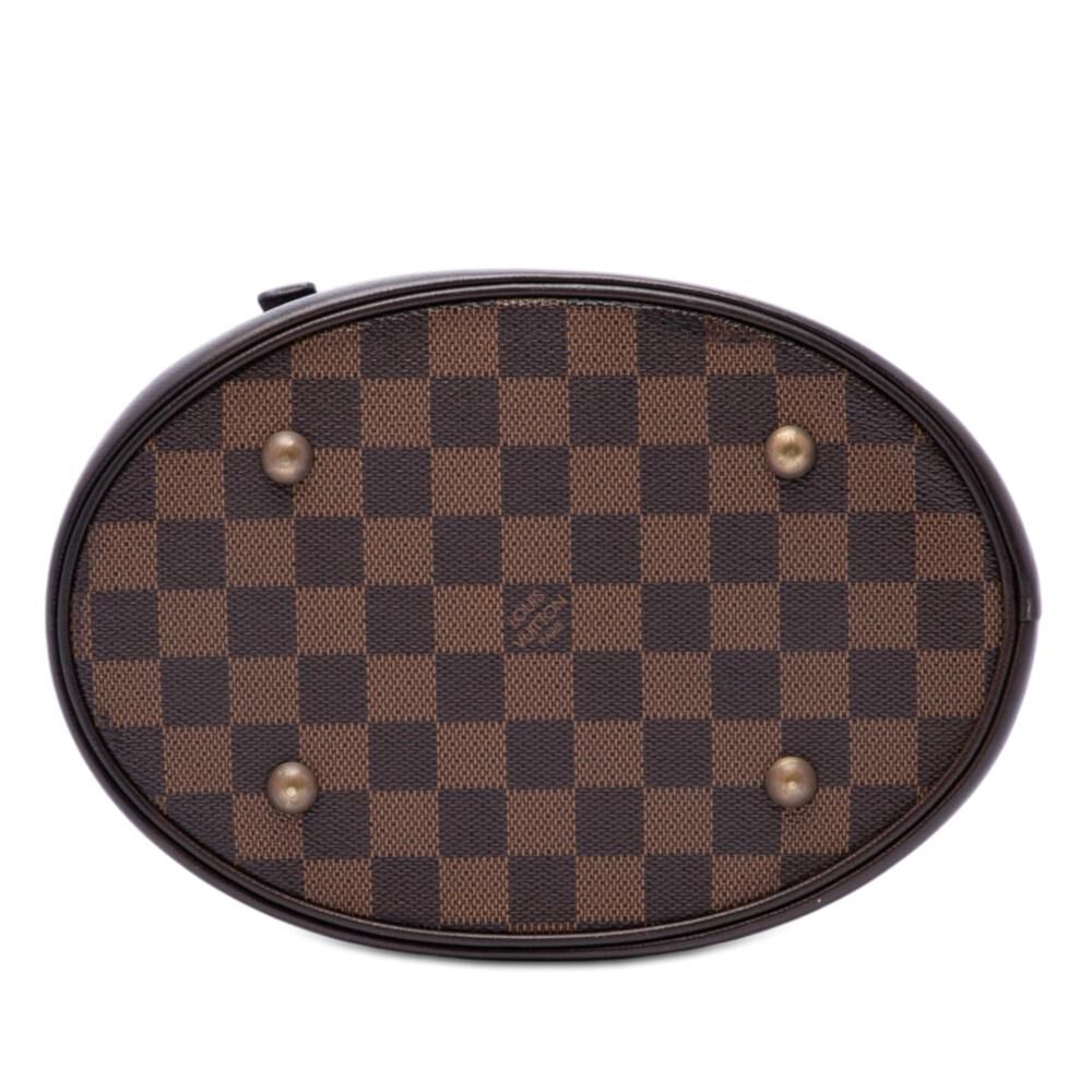 Louis Vuitton Marais