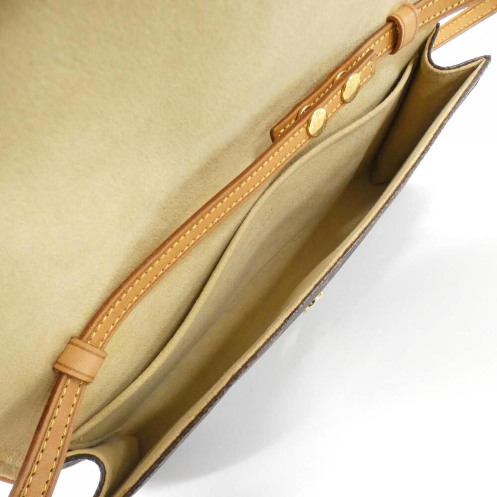 Louis Vuitton Shoulder Bags