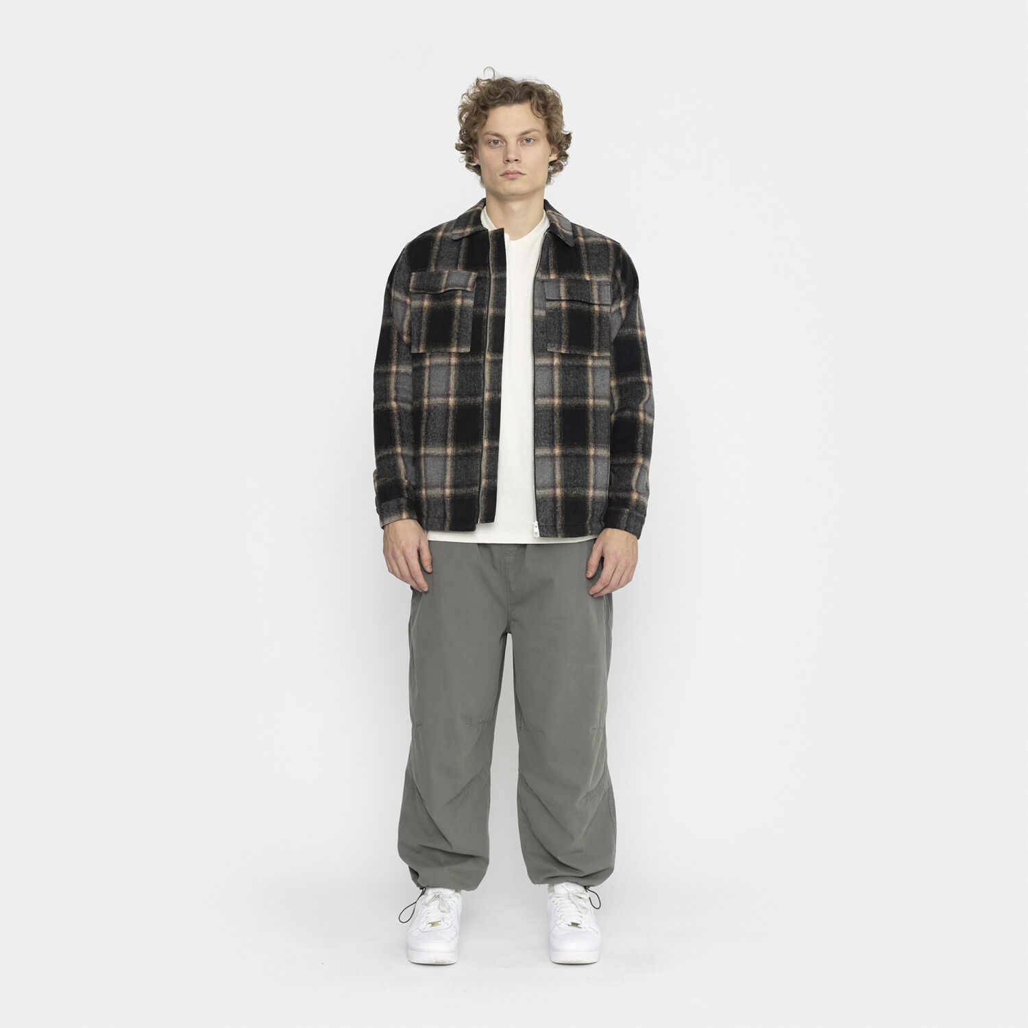 Checkered overshirt with lining and button closure