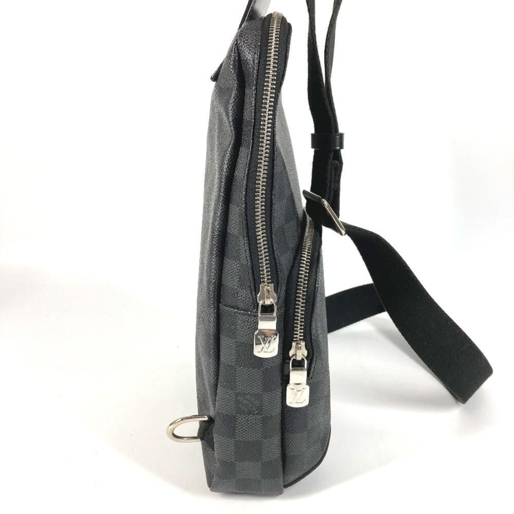 Louis Vuitton Shoulder Bags