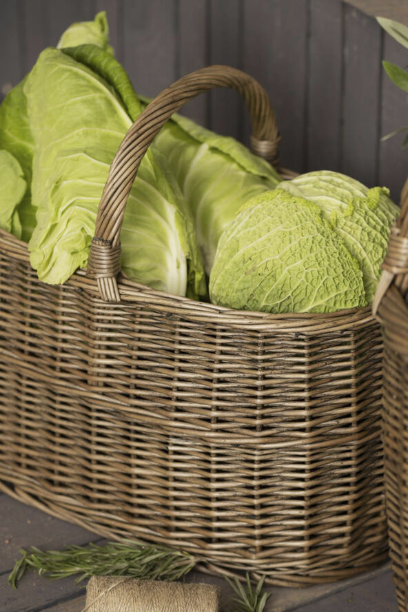 Kurv oval m/lige sider og hank på tværs