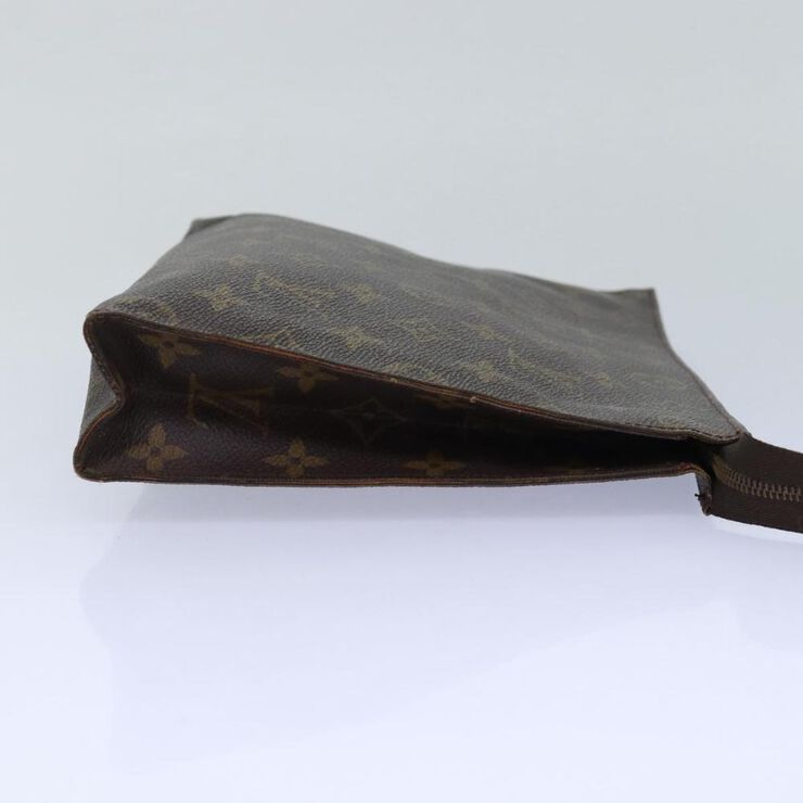 Louis Vuitton Poche Toilette