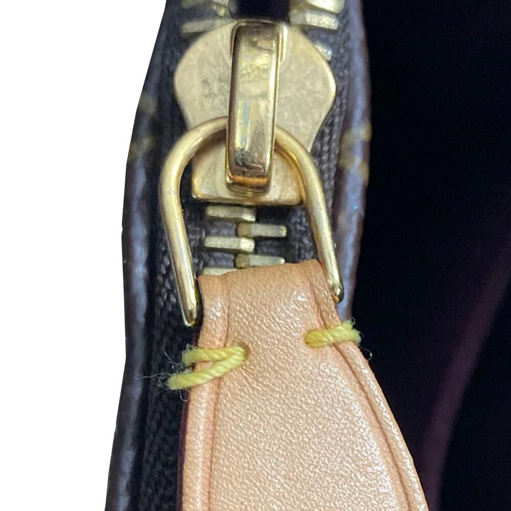 Louis Vuitton Montaigne