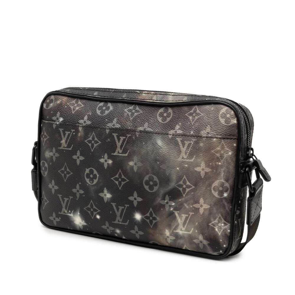 Louis Vuitton Messenger