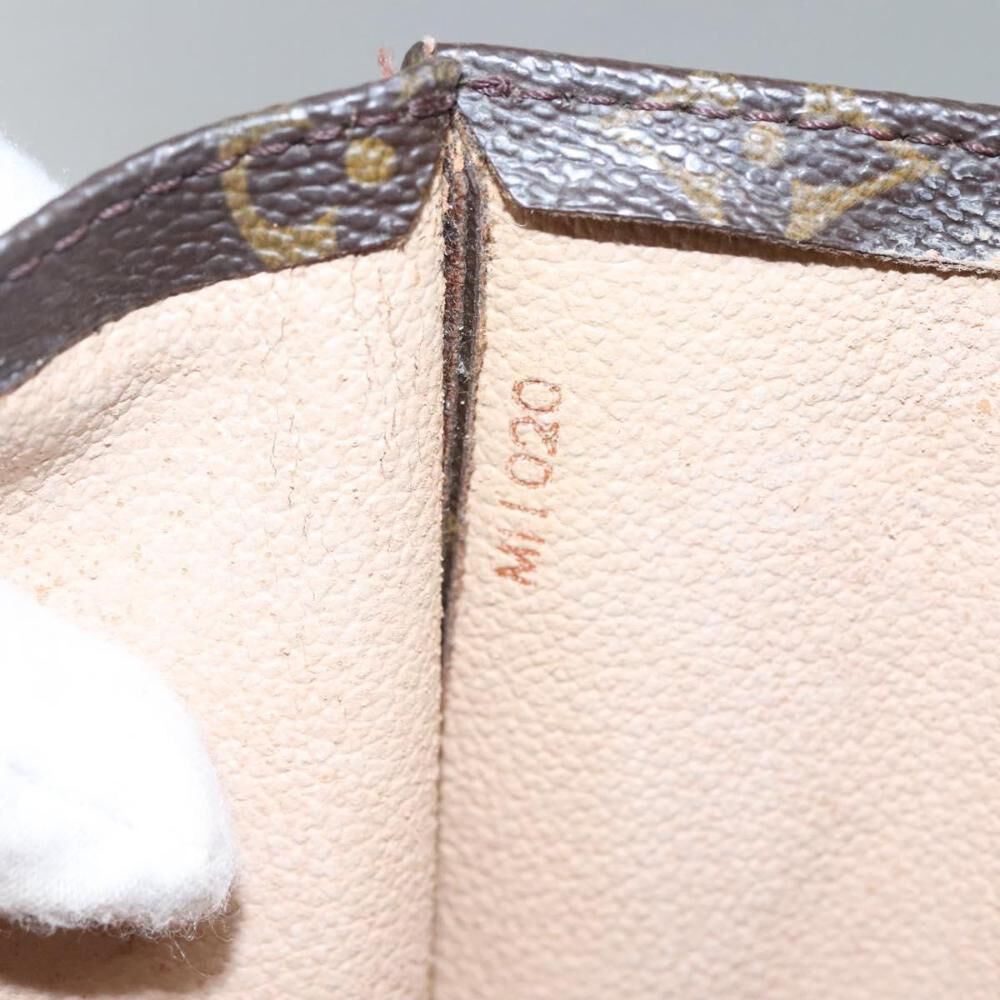 Louis Vuitton Sac Plat