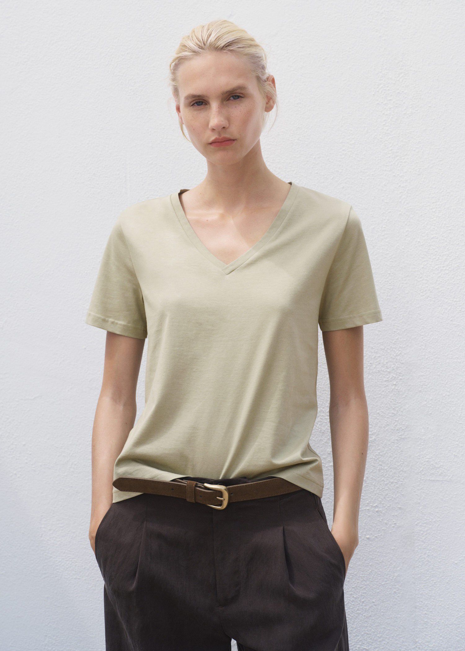 V-neck cotton T-shirt