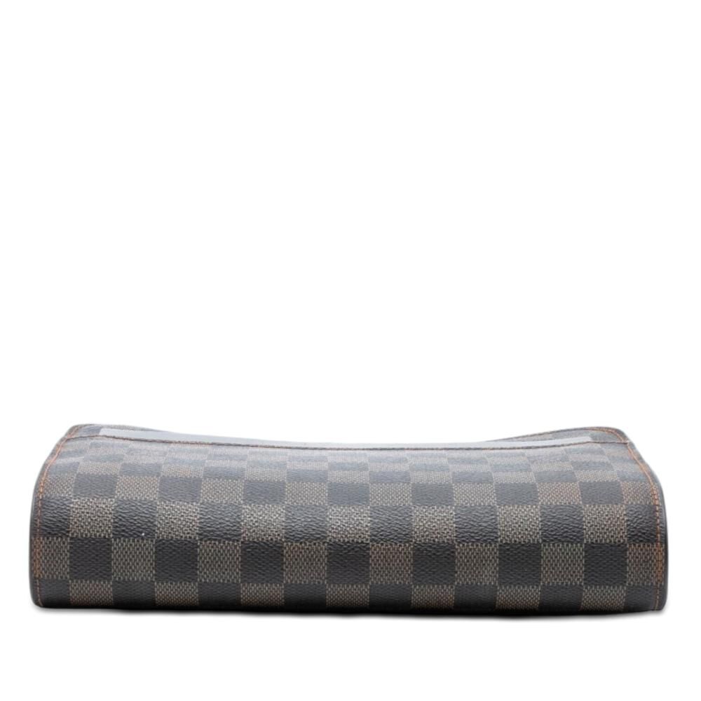 Louis Vuitton Clutch