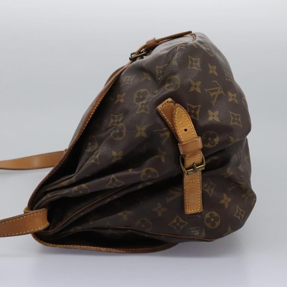 Louis Vuitton Saumur