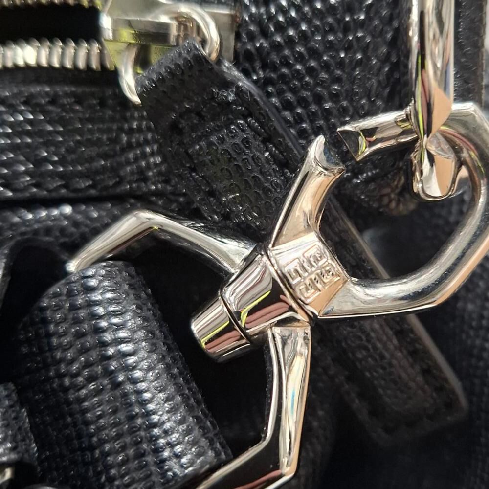 Givenchy Nightingale