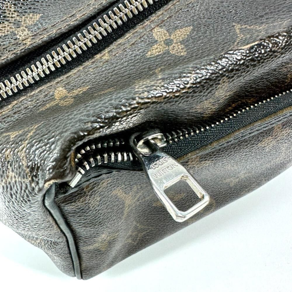 Louis Vuitton Clutch