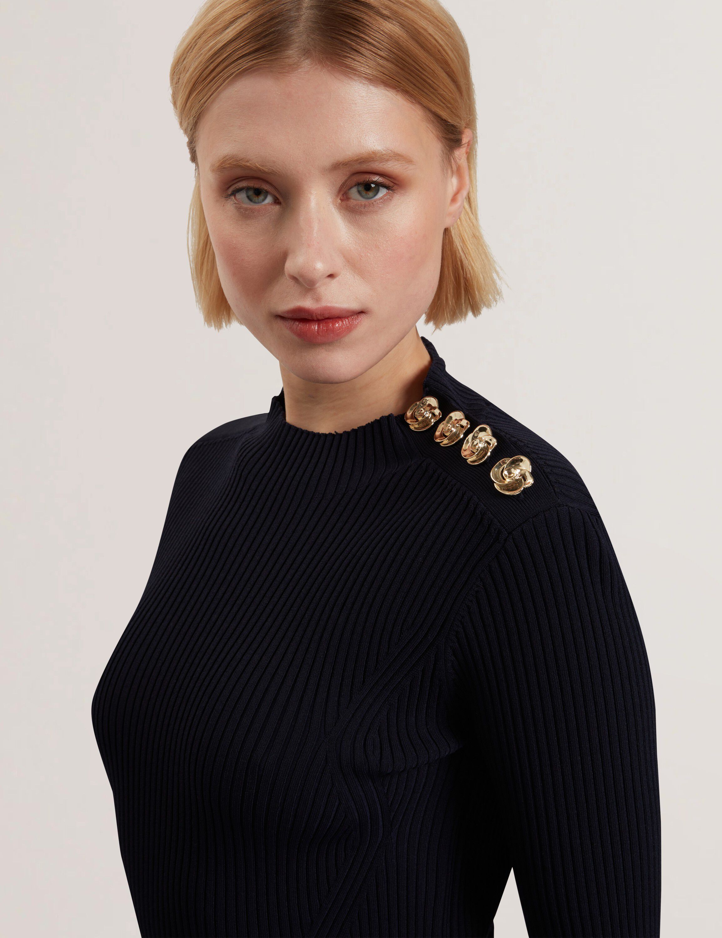 LILANO Ribbed Knit Button Detail Sk