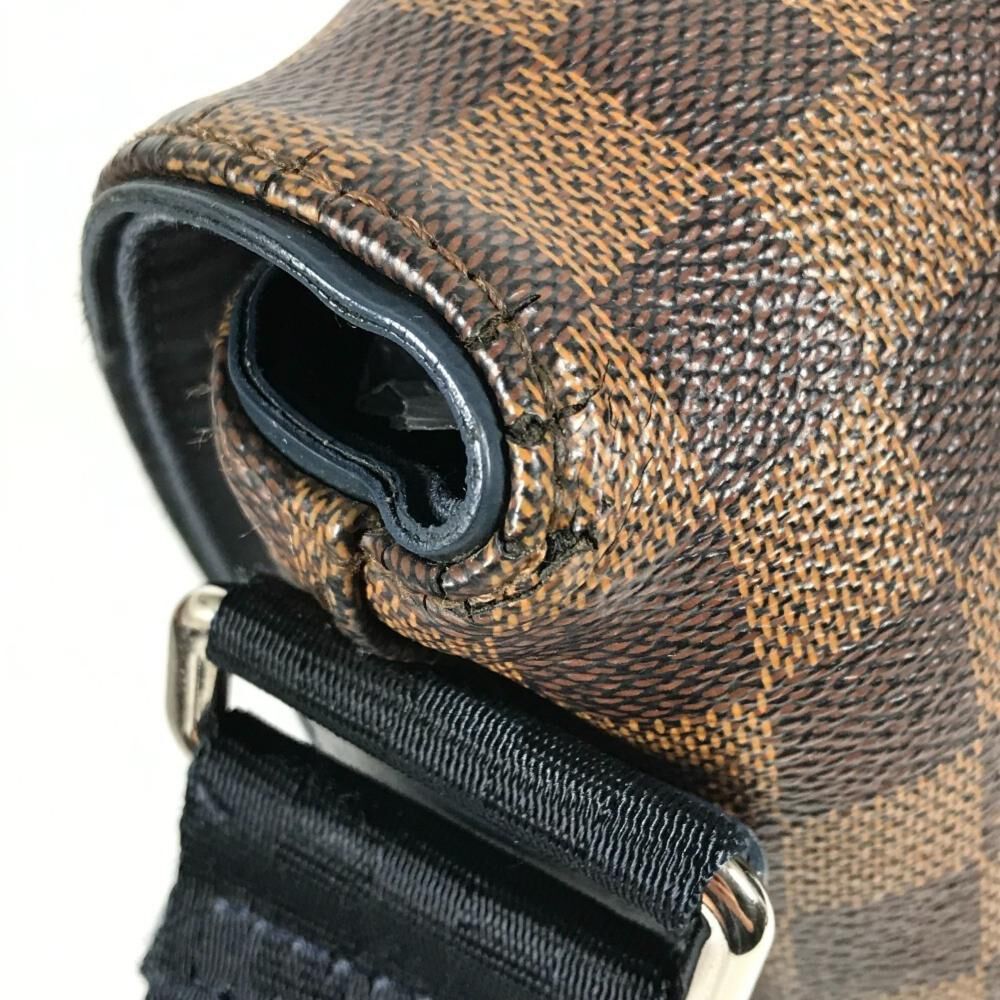 Louis Vuitton Shoulder Bags