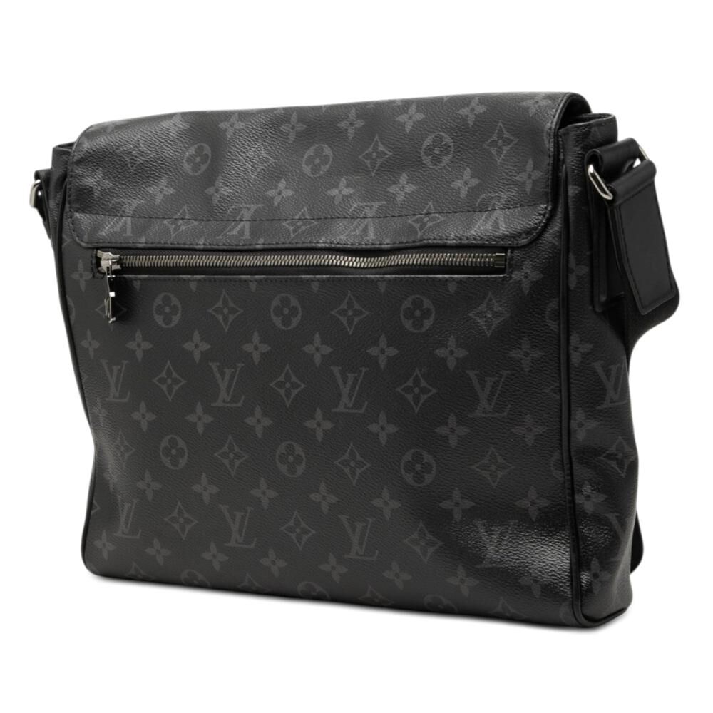 Louis Vuitton District