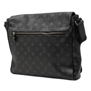 Louis Vuitton District