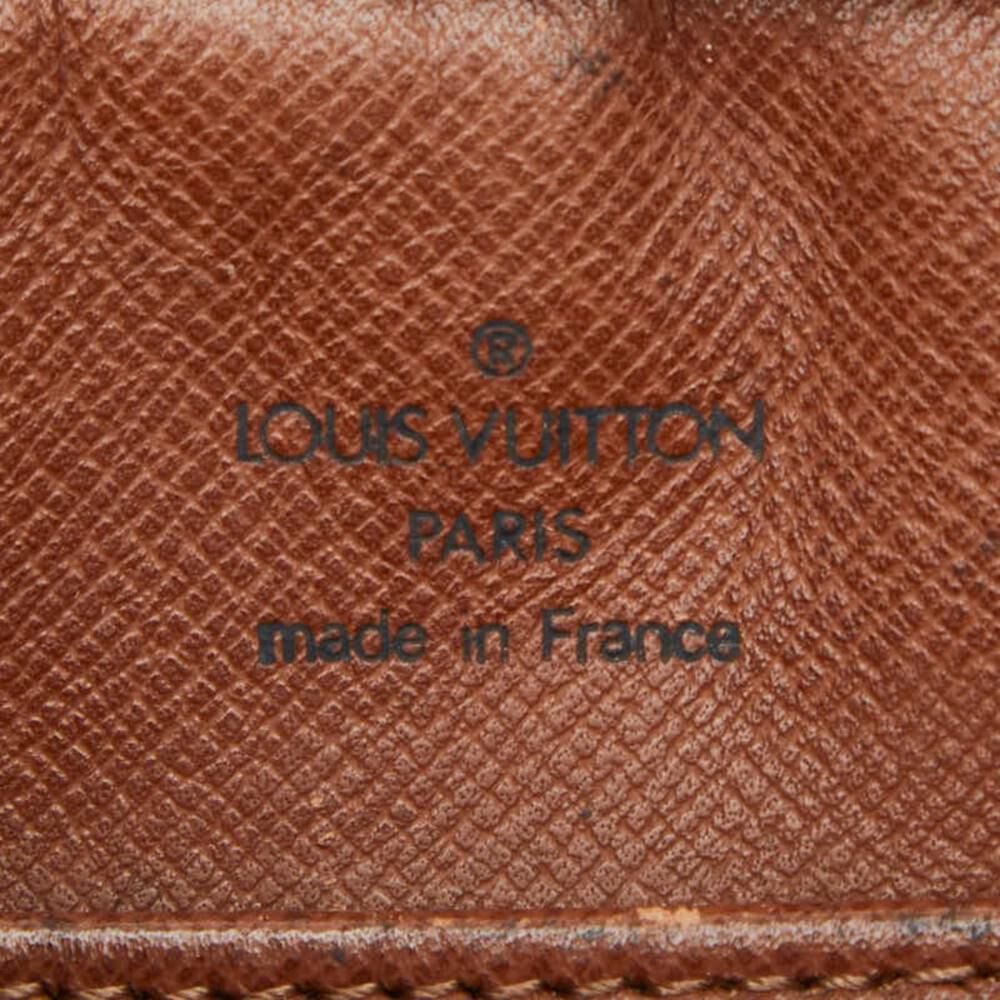 Louis Vuitton Clutch