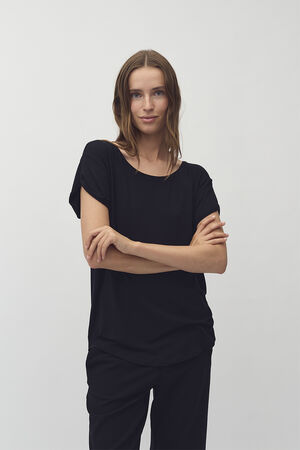 Nisha top