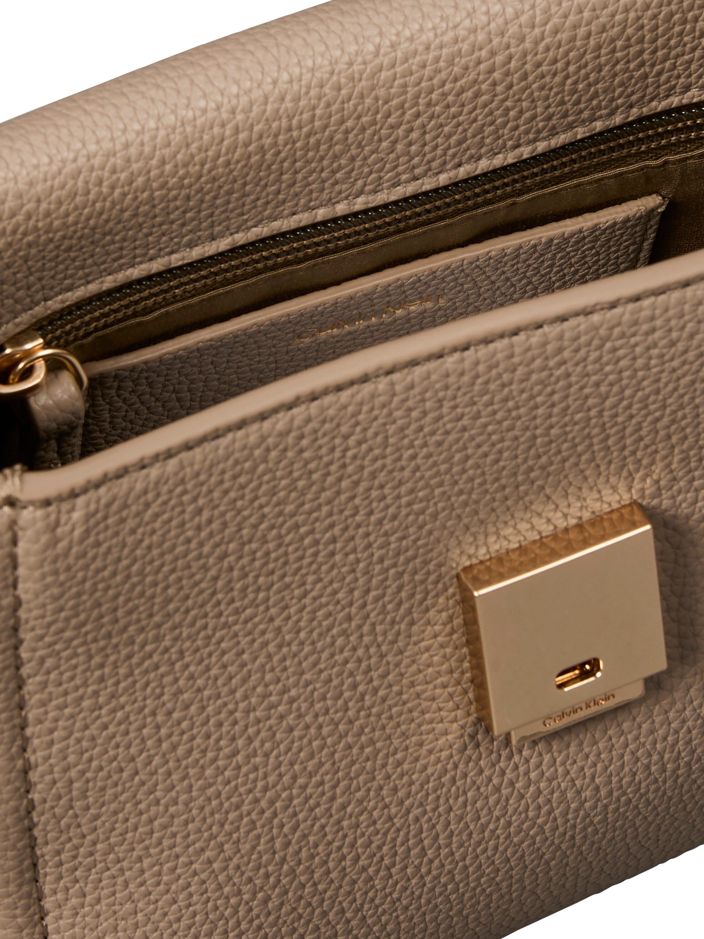 EMBLEM HW PEBBLE CROSSBODY 20