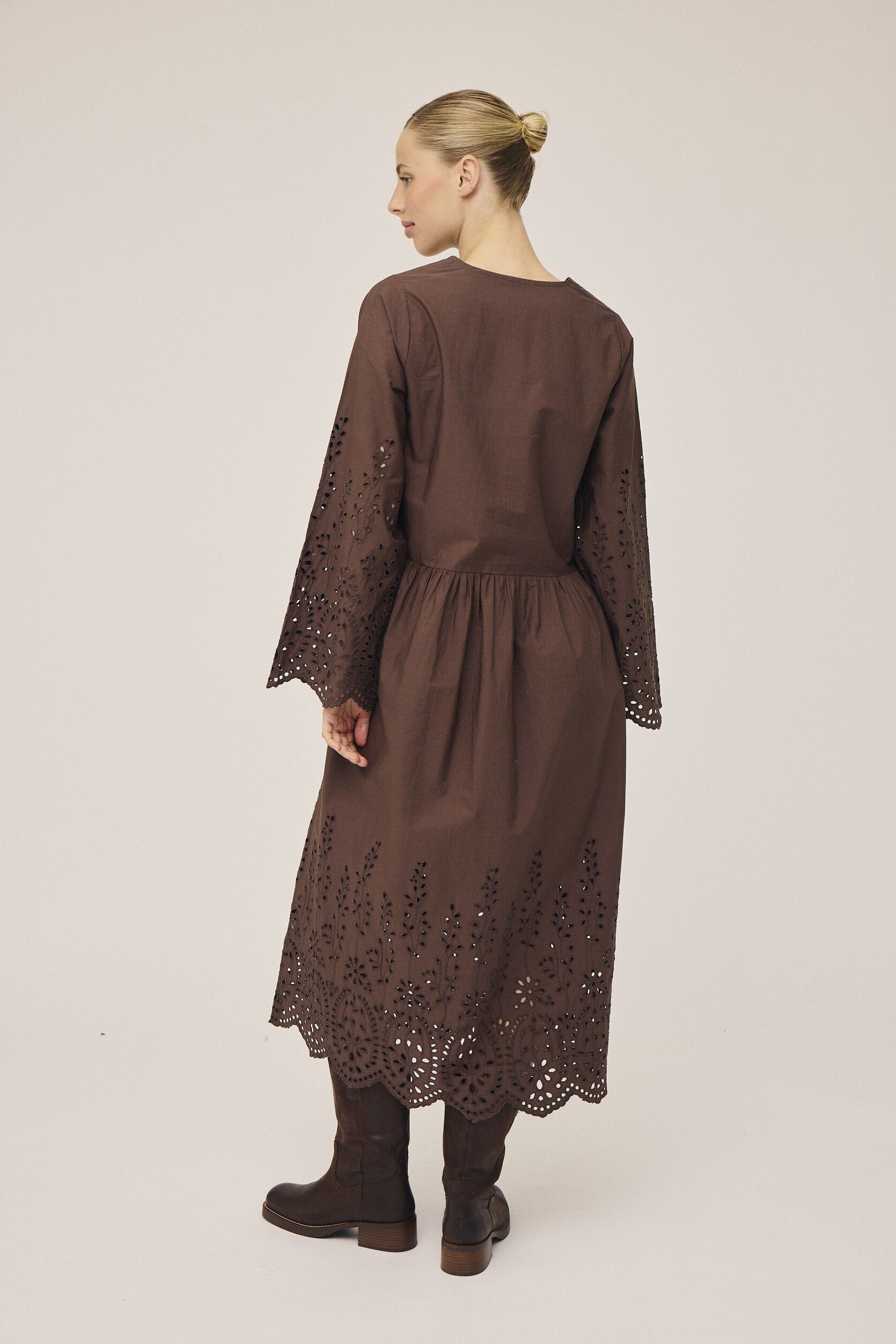 Asta 17 Maxikjole med bindedetalje - 100% &Oslash;kologisk bomuld GOTS