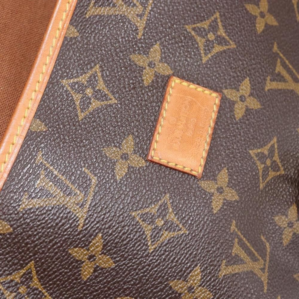 Louis Vuitton Saumur