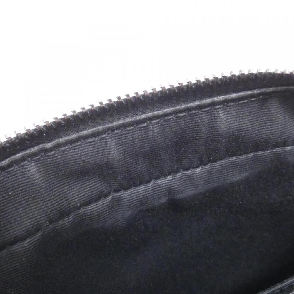 Yves Saint Laurent Shoulder Bag