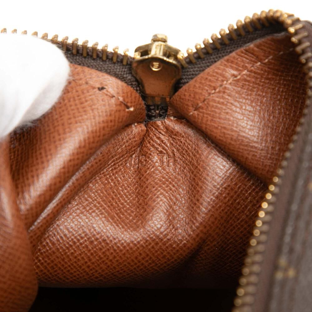 Louis Vuitton Papillon
