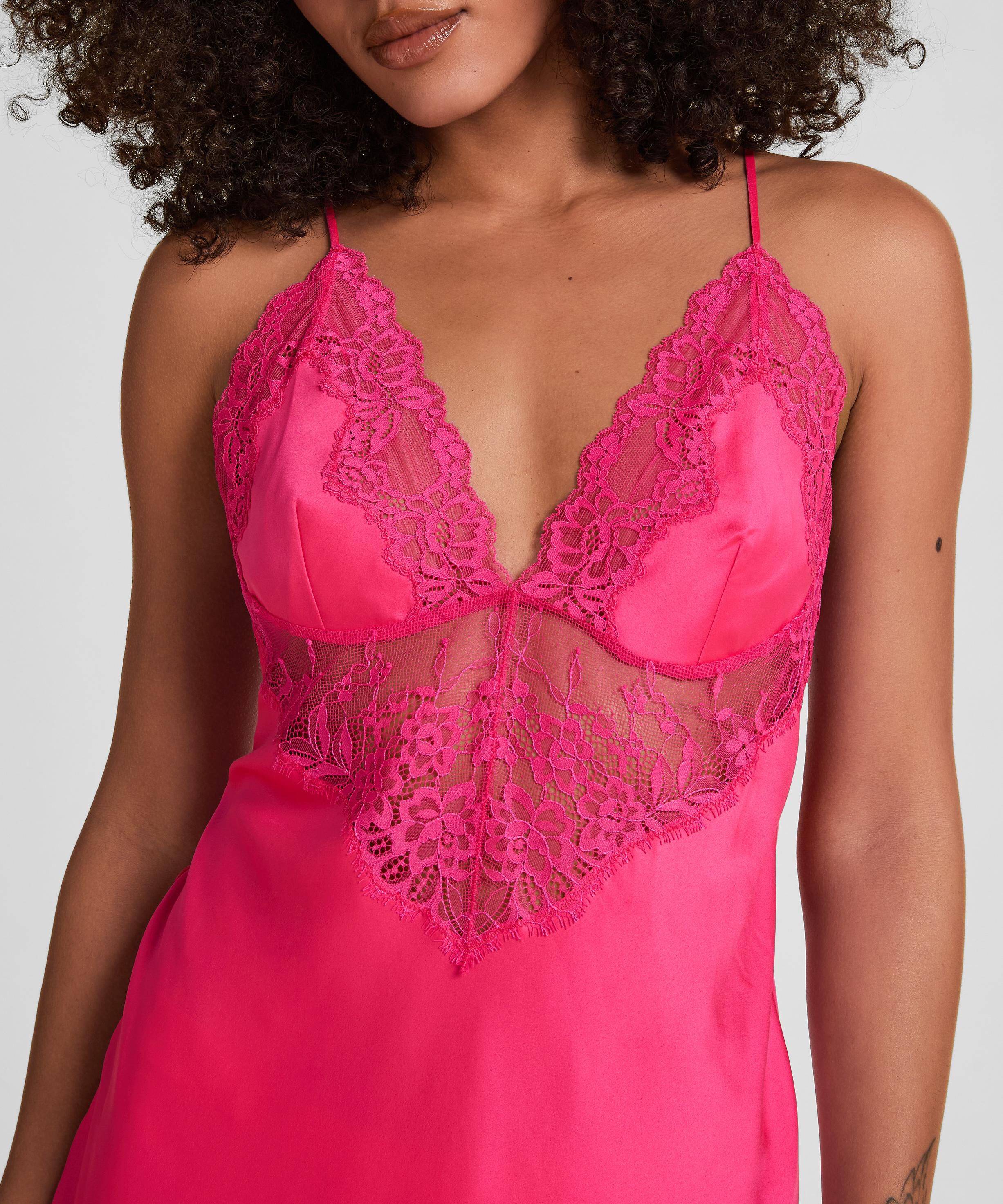 SD SATIN LACE GABRI