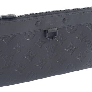 Louis Vuitton Clutch