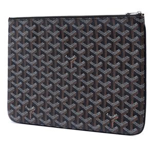 Goyard Clutch