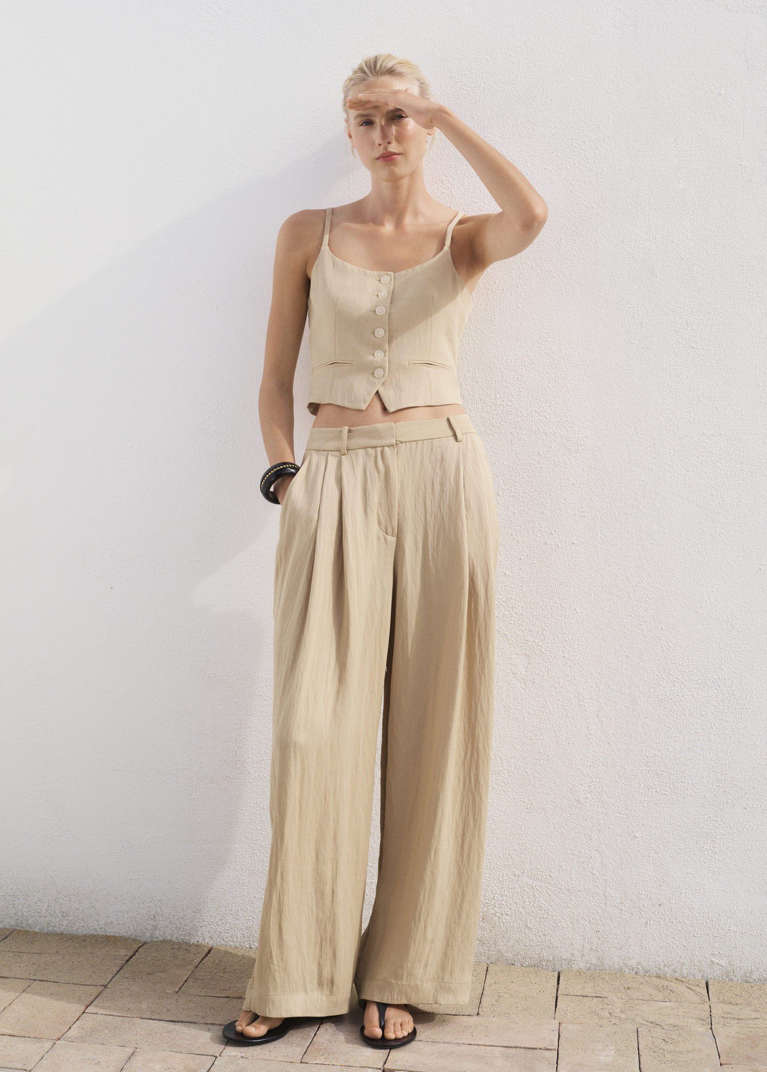 Suit vest with thin straps