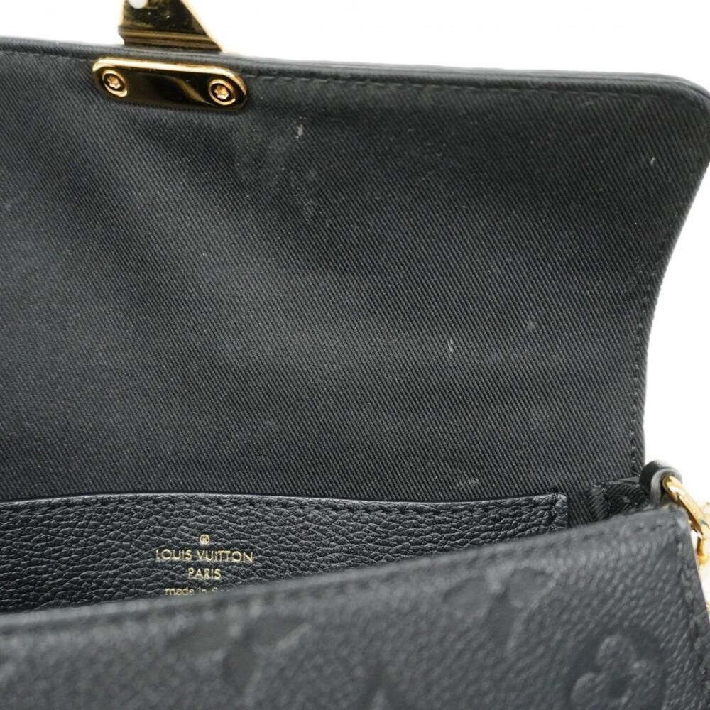 Louis Vuitton Shoulder Bags