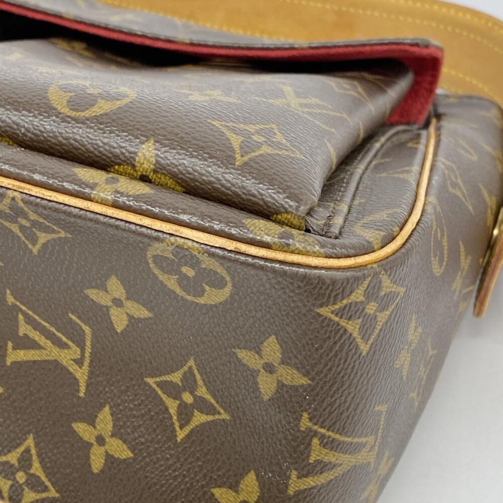 Louis Vuitton Shoulder Bags